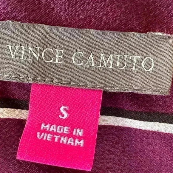 Vince Camuto Long Sleeve Top - Picture 6 of 6